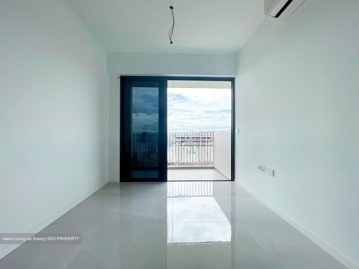 Riverfront Residences (D19), Apartment #578090311